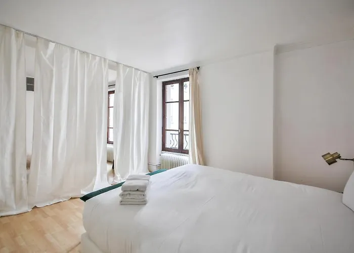 22#appartement 6pers#sevres-lecourbe#necker * Párizs